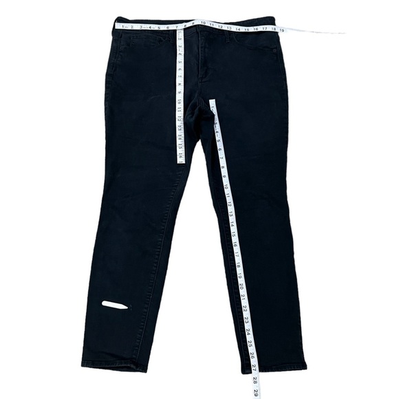 Universal Thread Black High Rise Skinny Distressed Jeans Size 16 Women’s - Picture 5 of 7